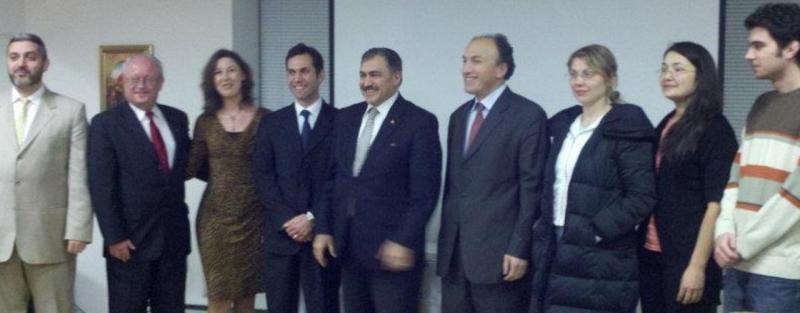 Sefer Ozdemir Devlet bakani Veysel Eroglu TurKev Boston da